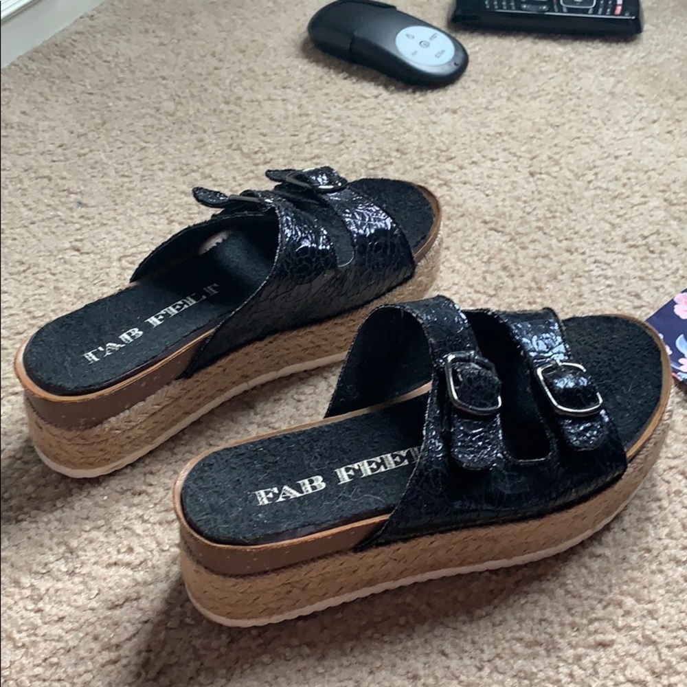black platform sandals